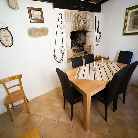 Apartment Girasole 271 *